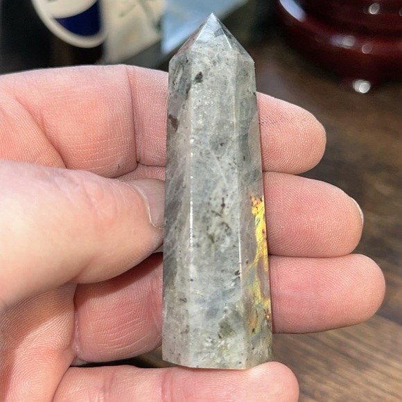 🔥SALE🔥 Labradorite Crystal Point! - Picture 3 of 5